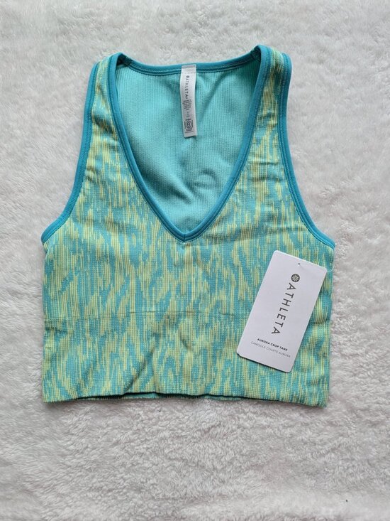 Athleta Tops - New With Tags! Athleta Aurora Crop Tank Women's Size XS